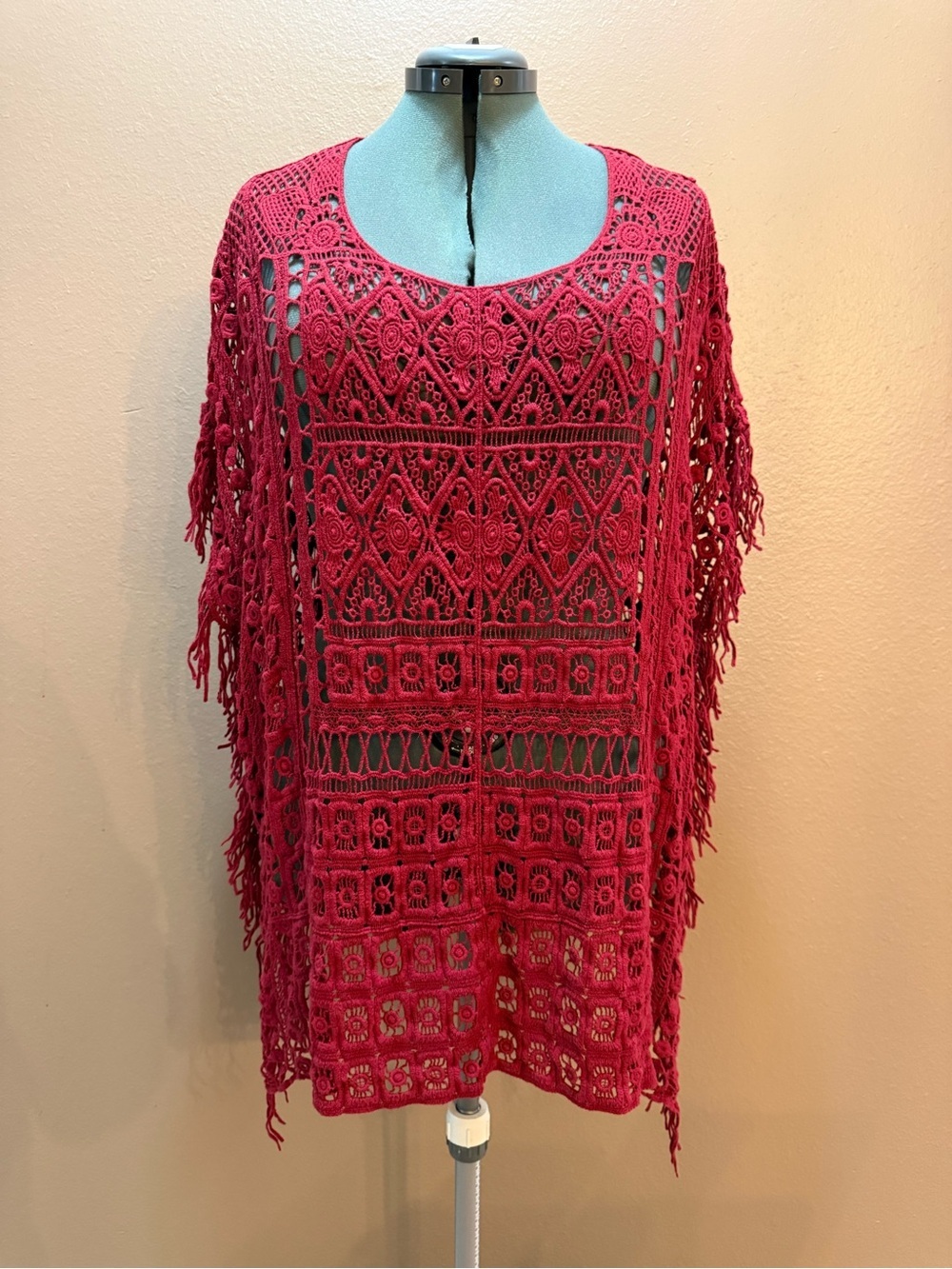 Red Crochet Lace Fringe Poncho Top Boho Festival Open Knit No Tag Size 18